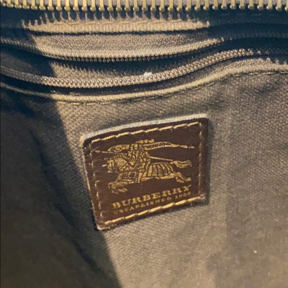 Burberry Shoulder Bag - Picture 3 of 6